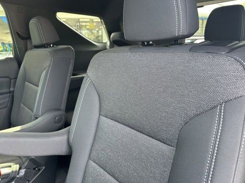 New 2026 Chevrolet Traverse LT w/ Midnight/Sport Edition image 40