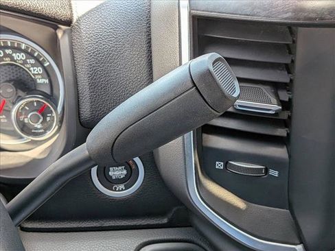 Used 2024 RAM 2500 Big Horn AWD/4WD image 13