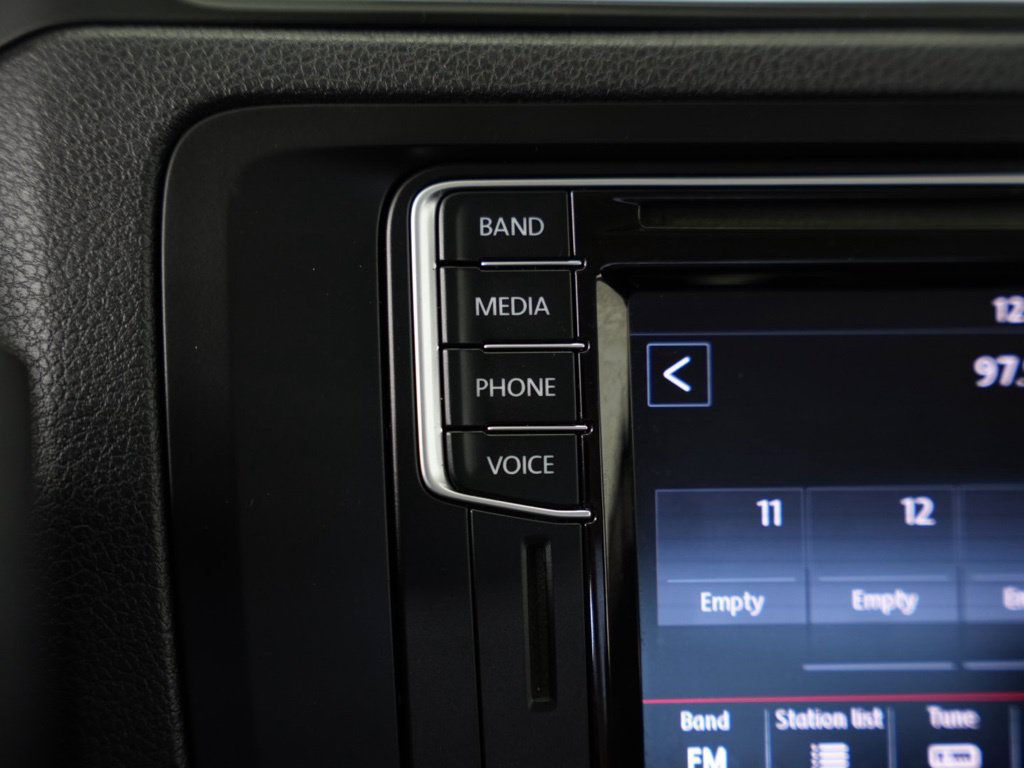 Used 2017 Volkswagen Jetta SE FWD image 21