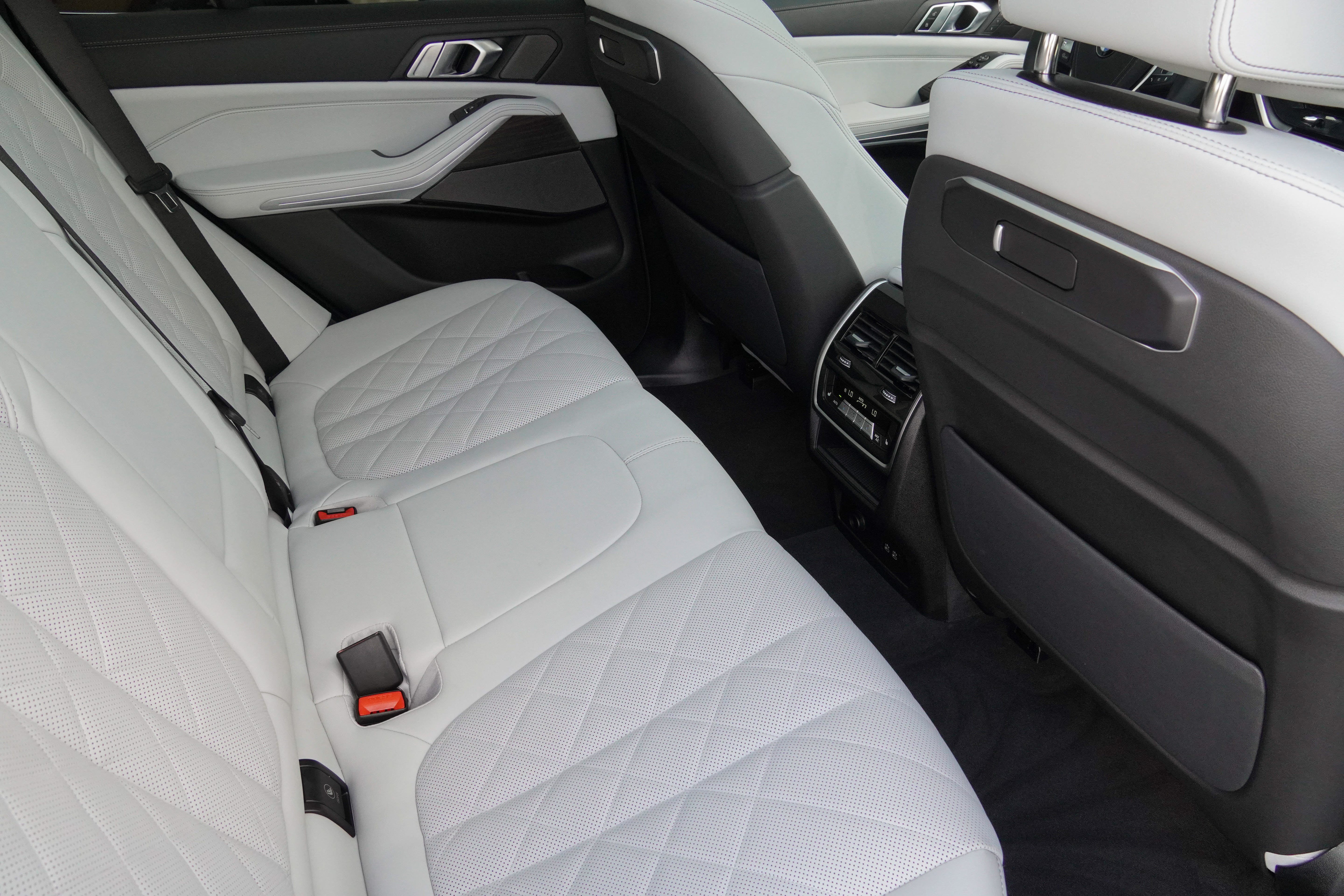 Certified 2026 BMW X5 xDrive40i AWD/4WD image 37