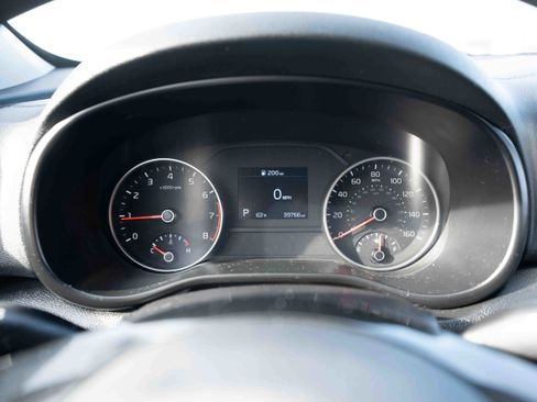 Used 2021 Kia Sportage LX image 16