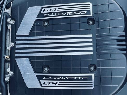 Used 2015 Chevrolet Corvette Z06 w/ 3LZ Preferred Equipment Group image 48