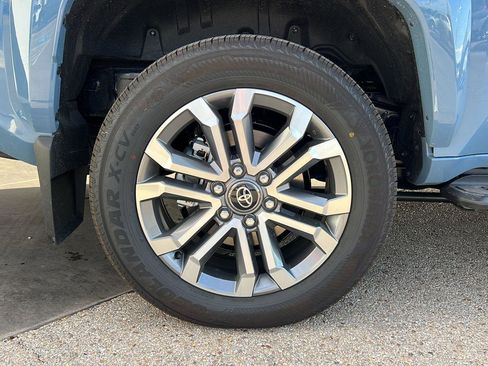 New 2025 Toyota 4Runner Limited image 7