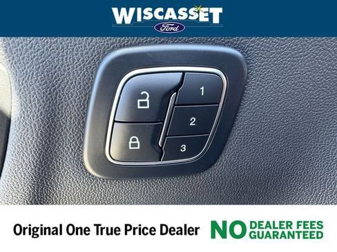 Used 2025 Ford Escape ST-Line Select w/ Tech Pack #2 AWD/4WD image 29