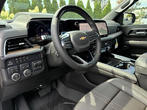 New 2026 Chevrolet Tahoe High Country AWD/4WD image 24