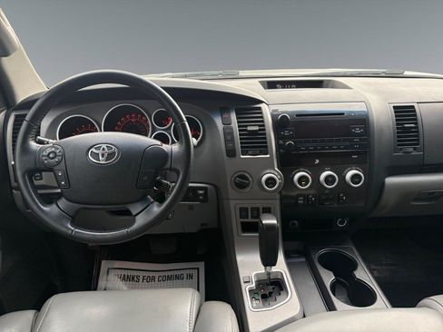 Used 2013 Toyota Sequoia SR5 w/ Premium Pkg AWD/4WD image 10