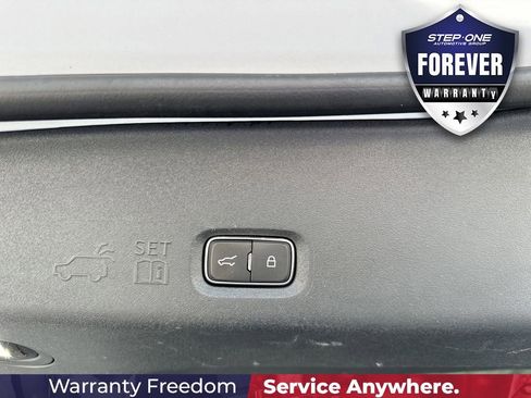Used 2025 Ford Expedition Active RWD image 31