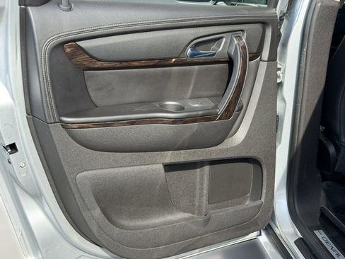 Used 2013 GMC Acadia Denali AWD/4WD image 15