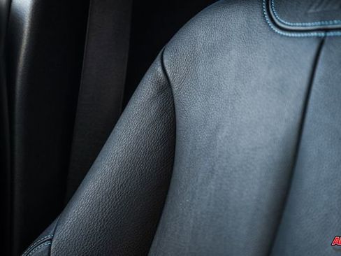 Used 2017 BMW M2 image 94