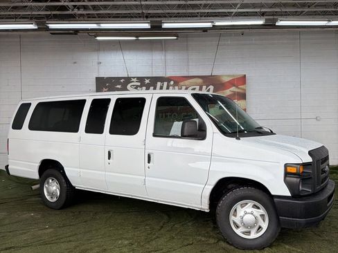 Used 2011 Ford E-350 and Econoline 350 XL w/ PWR Windows & Locks Group image 10