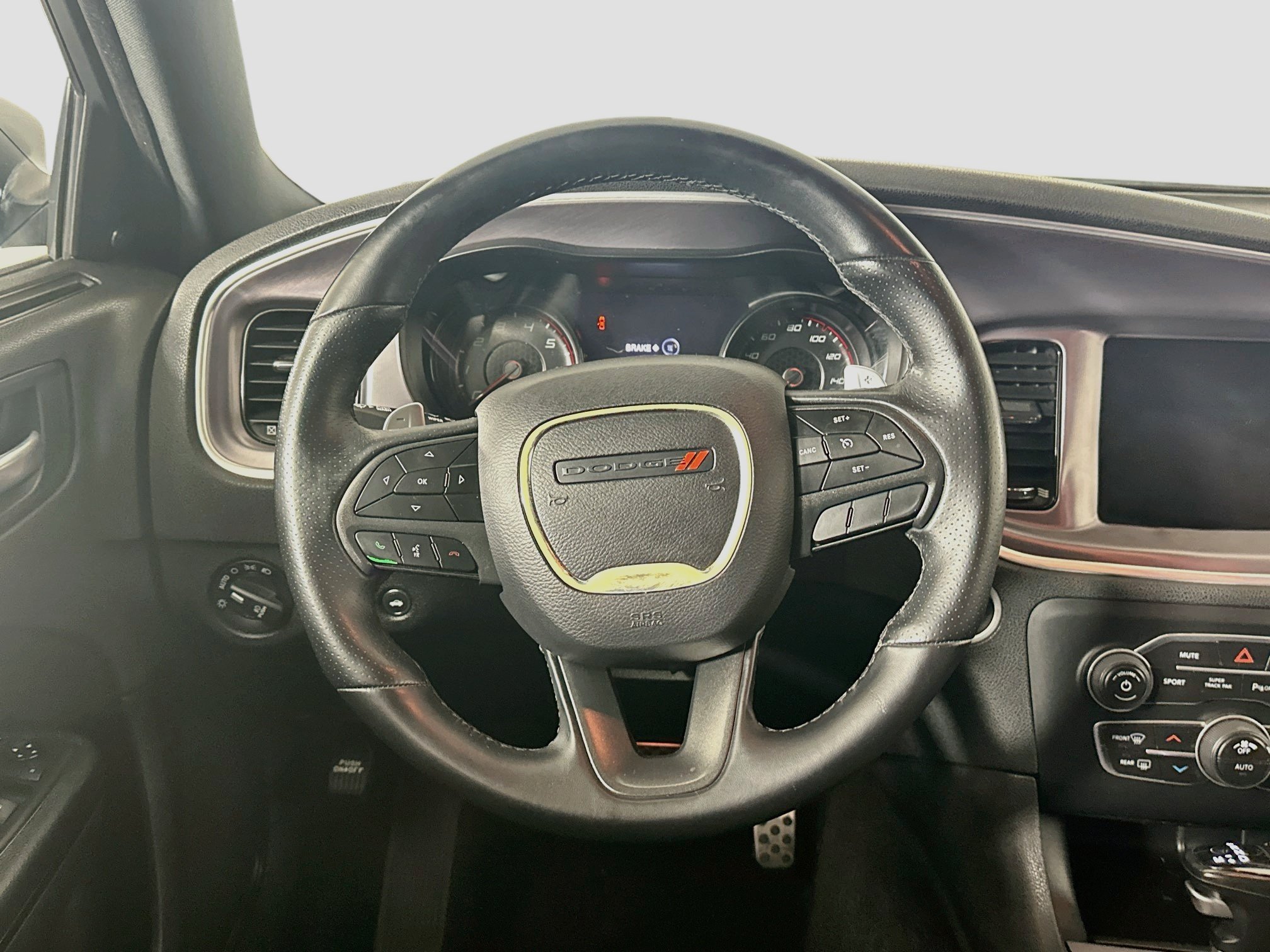 Used 2019 Dodge Charger R/T w/ Blacktop Package RWD image 17