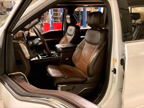 Used 2024 Ford F250 King Ranch w/ Chrome Package image 7