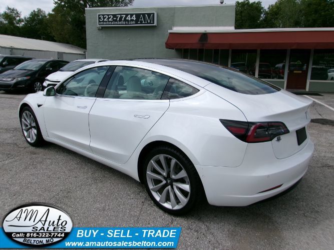 Used 2020 Tesla Model 3 Standard Range Plus RWD image 3