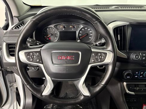 Used 2024 GMC Terrain SLT FWD image 23