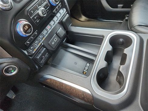 Used 2021 GMC Sierra 1500 Denali w/ Denali Ultimate Package image 25