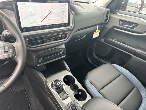 Certified 2026 Ford Bronco Sport Outer Banks AWD/4WD image 32