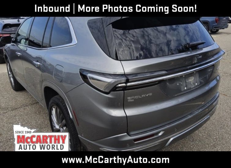 Used 2026 Buick Enclave Avenir AWD/4WD image 4
