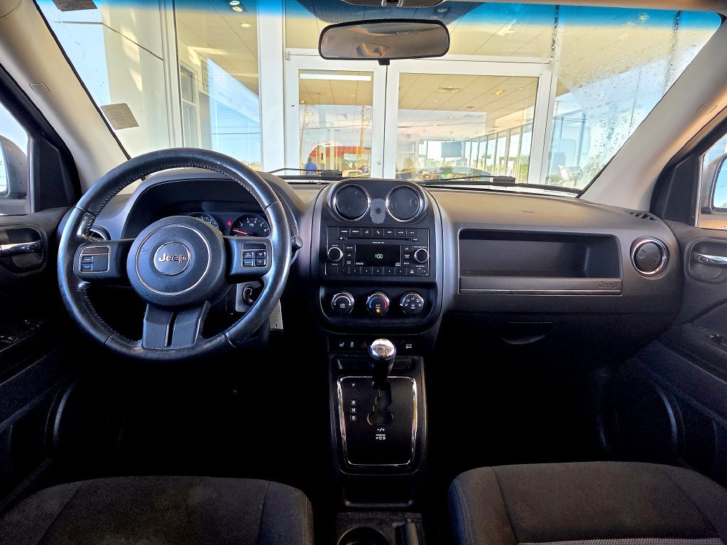 Used 2011 Jeep Compass Latitude w/ Sun/Sound Group AWD/4WD image 14