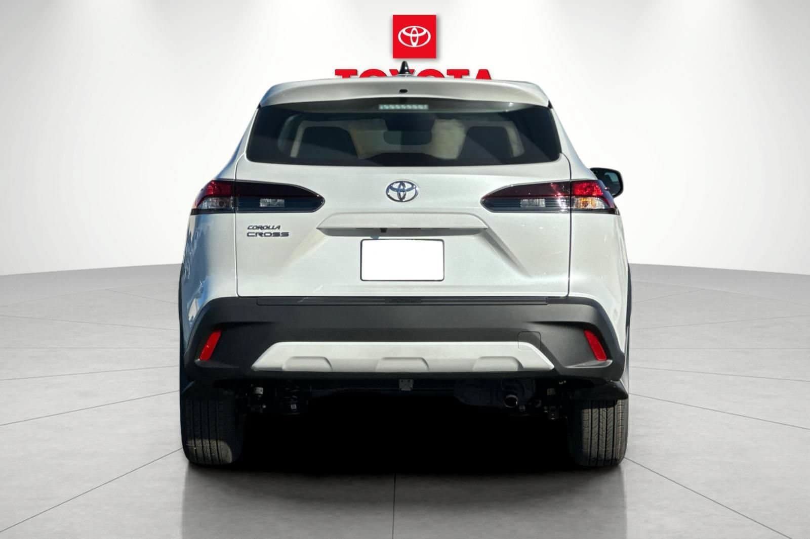 New 2026 Toyota Corolla Cross L FWD image 4
