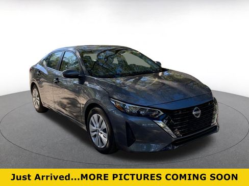 Used 2025 Nissan Sentra S image 1
