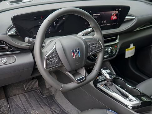 New 2026 Buick Envista Sport Touring w/ Convenience II Package FWD image 9