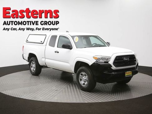 Used 2019 Toyota Tacoma SR image 47
