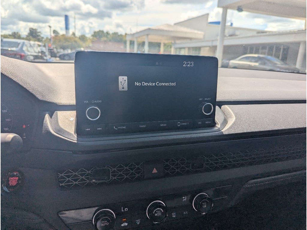 Used 2025 Honda Accord LX image 18