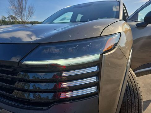 New 2026 Nissan Kicks SV w/ SV Premium Package image 34