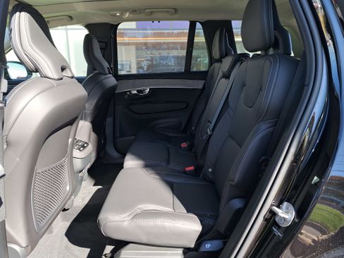 New 2026 Volvo XC90 B6 Ultra image 7