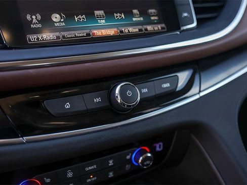 Used 2018 Buick Enclave Avenir w/ Avenir Technology Package image 18