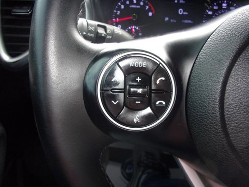 Used 2021 Kia Soul GT-Line FWD image 22