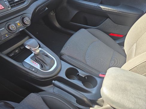 Used 2023 Kia Forte LXS FWD image 23