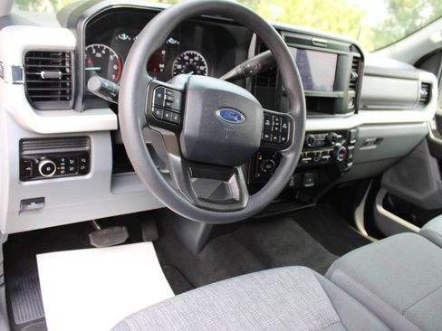 Used 2025 Ford F350 XLT AWD/4WD image 9