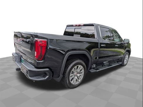 Certified 2021 GMC Sierra 1500 Denali w/ Technology Package AWD/4WD image 4