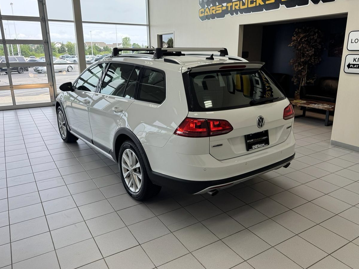Used 2017 Volkswagen Golf Alltrack SE AWD/4WD image 56
