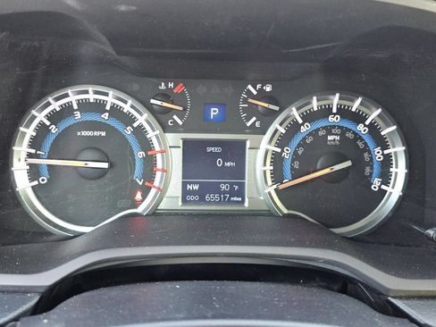 Used 2016 Toyota 4Runner Trail AWD/4WD image 30
