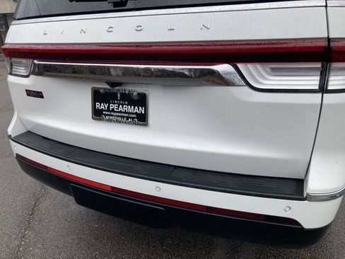 Certified 2022 Lincoln Navigator Reserve image 4