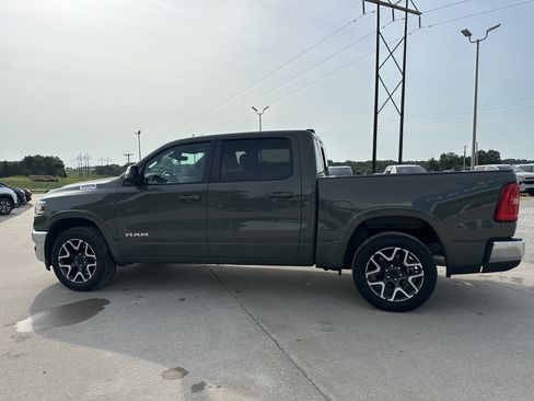 Used 2026 RAM 1500 Laramie AWD/4WD image 8