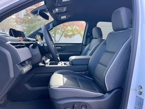 New 2026 GMC Sierra EV Elevation image 13