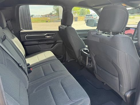 Used 2019 RAM 1500 Big Horn AWD/4WD image 11
