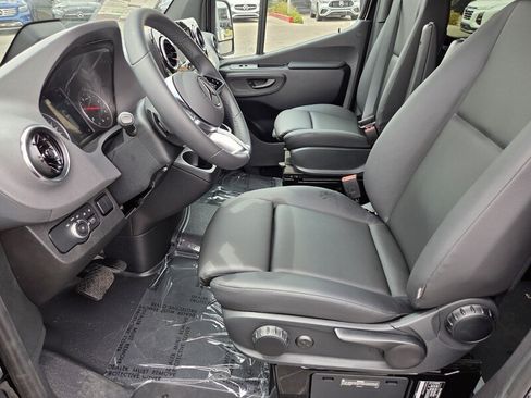 New 2026 Mercedes-Benz Sprinter 2500 image 11