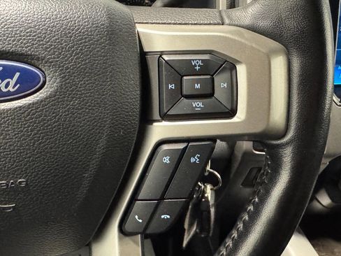 Used 2022 Ford F250 Lariat image 30