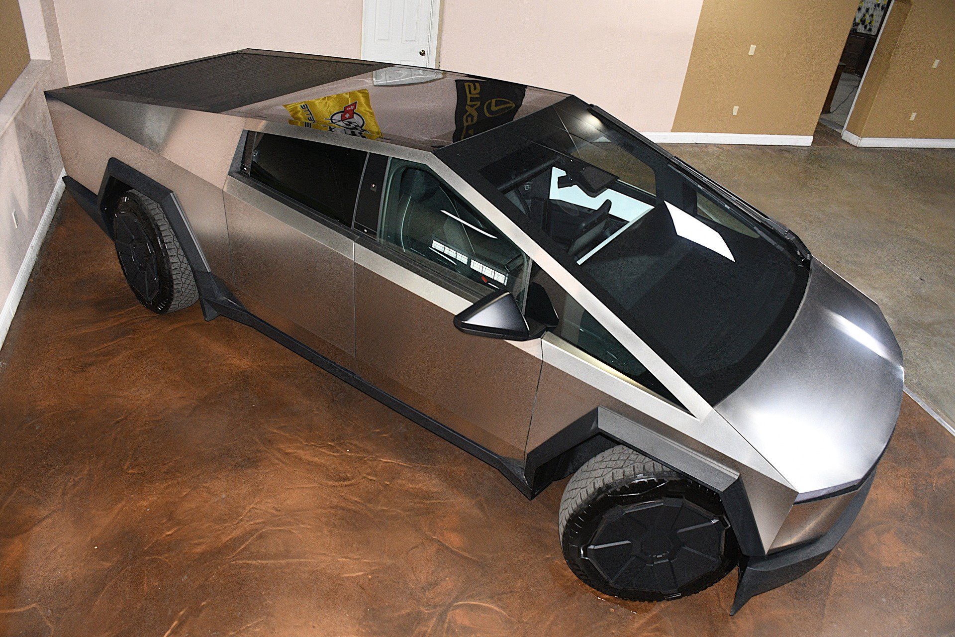 Used 2024 Tesla Cybertruck AWD Crew Cab image 73