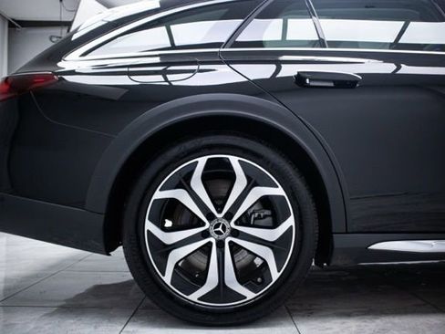 Used 2025 Mercedes-Benz E 450 4MATIC All-Terrain Wagon image 34