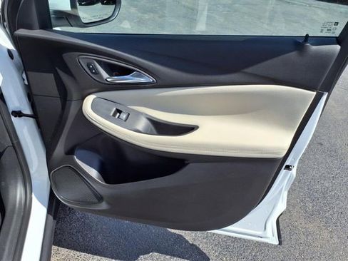 Certified 2025 Buick Encore GX Preferred w/ Advanced Technology Package image 26