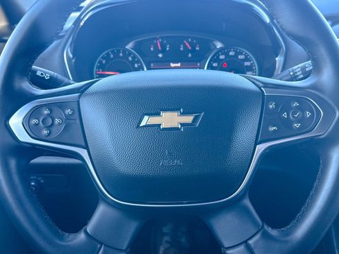 Used 2023 Chevrolet Traverse LT image 42