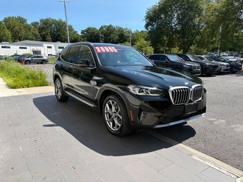 Used 2024 BMW X3 xDrive30i w/ Premium Package AWD/4WD image 5