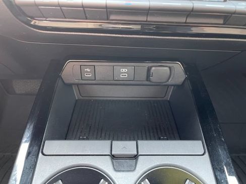 Used 2023 Toyota Prius Prime FWD image 24