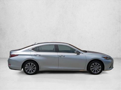 Used 2024 Lexus ES 350 FWD image 4