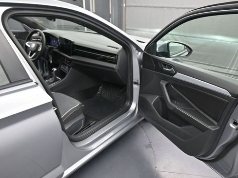 Used 2026 Volkswagen Jetta Sport FWD image 44